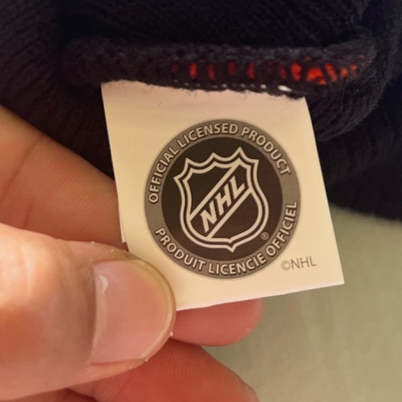 NHL Anaheim Duck Beanie - Picture 2 of 4